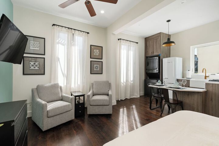 Room 55 of 191