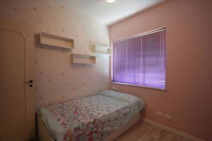 Room 15 of 43