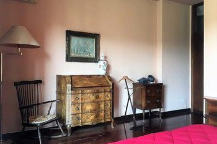 Room 14 of 25