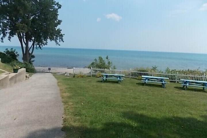 Property Grounds 27 of 31