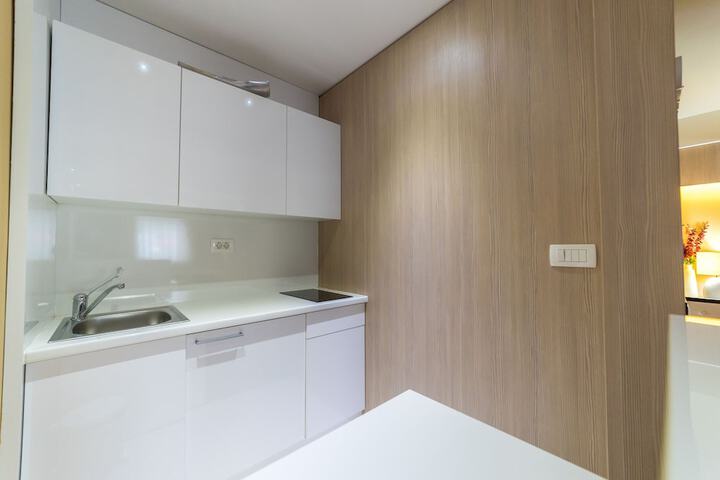 Room 36 of 103