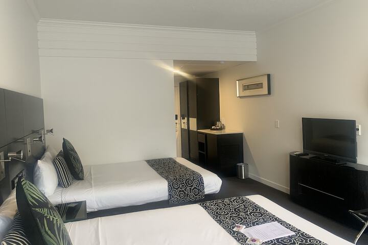 Room 16 of 81