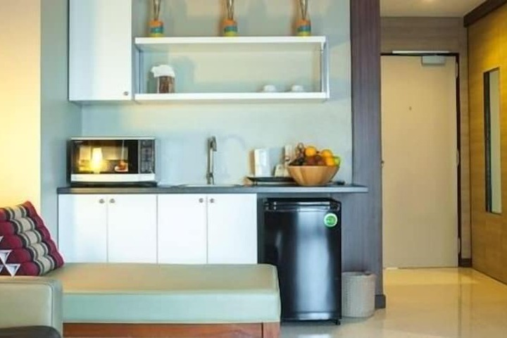 Private kitchenette