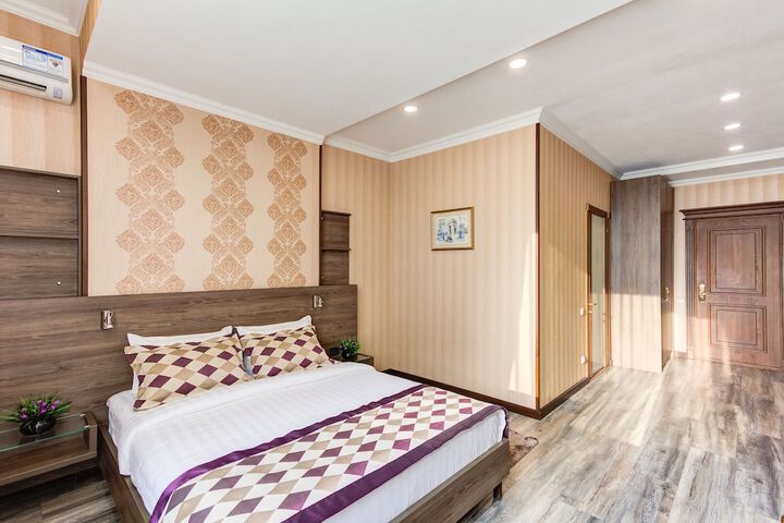 Room 10 of 55