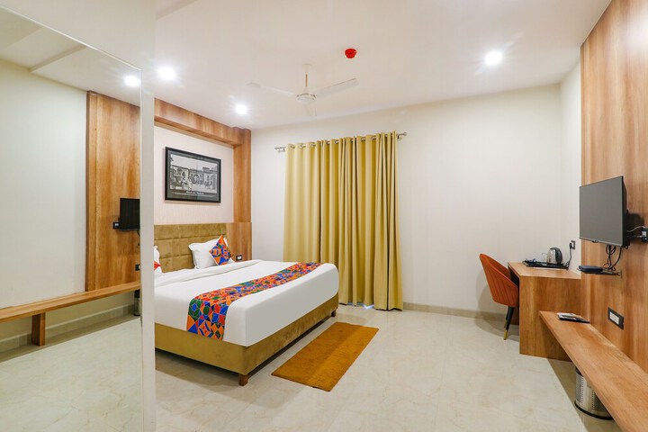Room 15 of 46