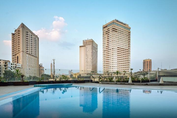 Hotel Pool