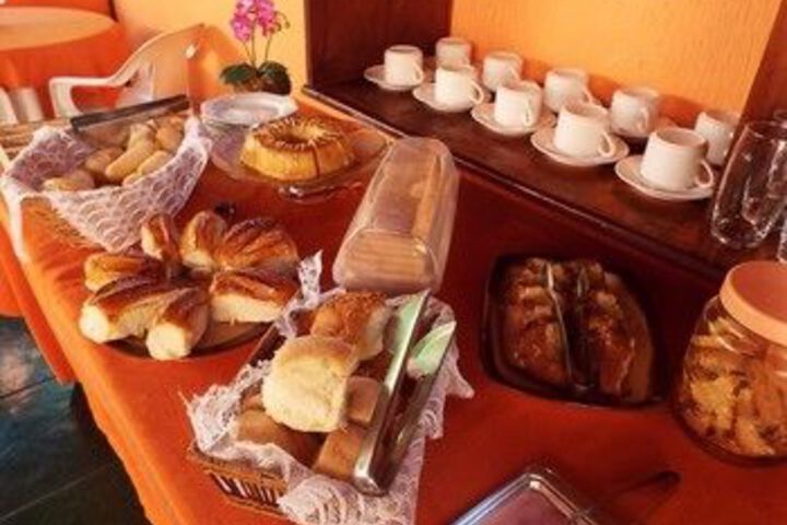Breakfast/Coffee Service 3 of 19