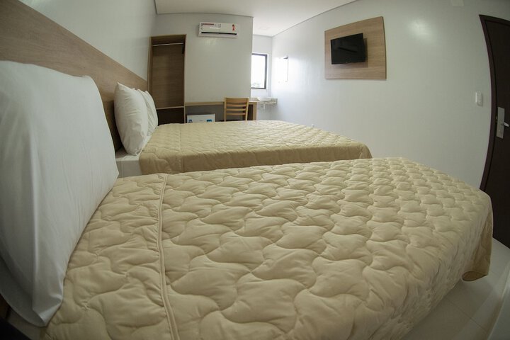 Room 7 of 29