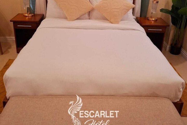 ESCARLET HOTEL