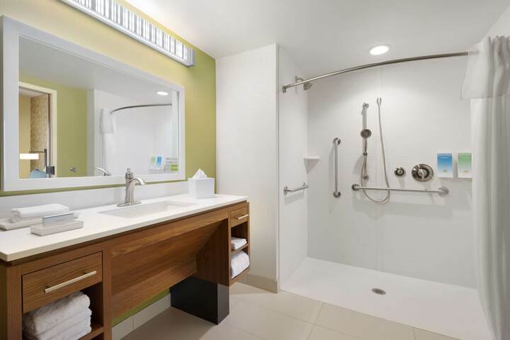 Bathroom shower
