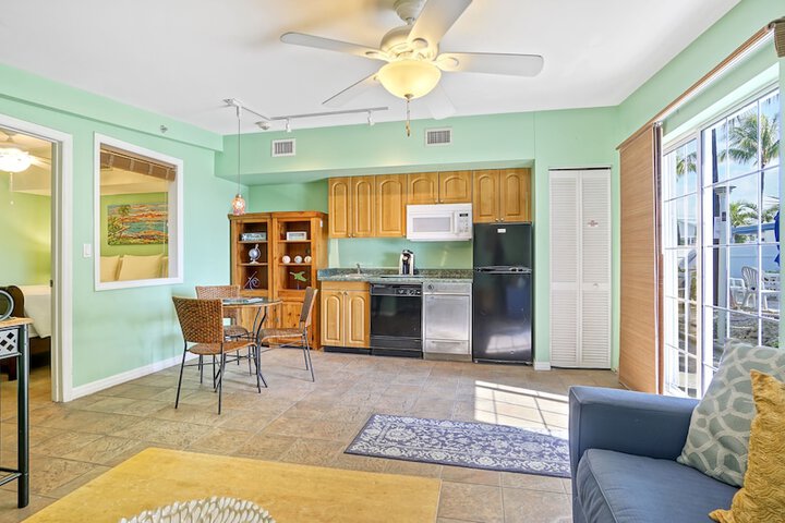 Private kitchenette