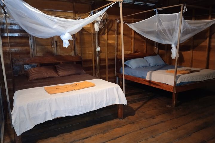 Room 6 of 35