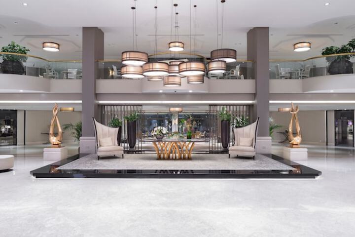 Guest Lobby