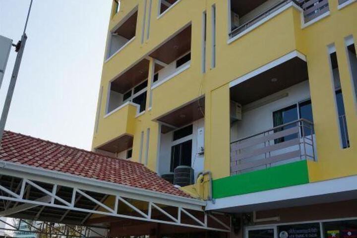 Photo 2
