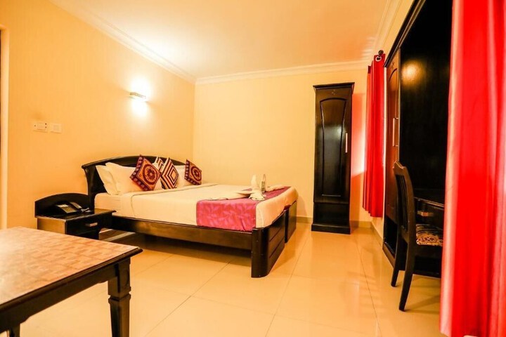 Room 16 of 40