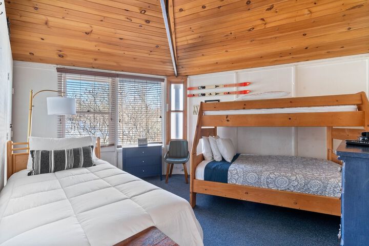 Room 30 of 117