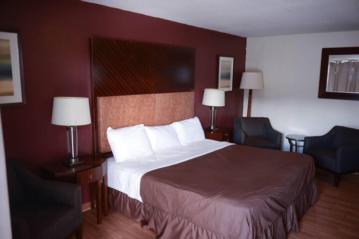 Room 13 of 43