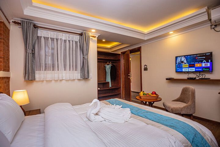 Room 8 of 39