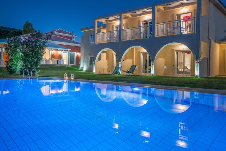 Pool 72 of 113
