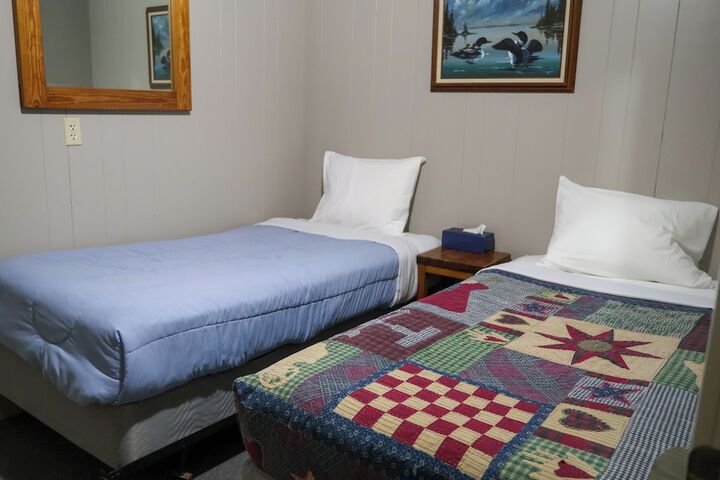 Room 33 of 167