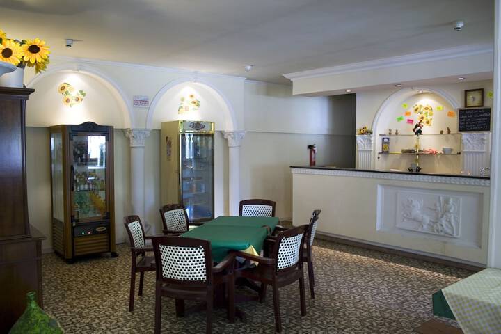 Cafe