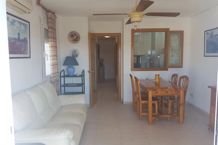 Room 4 of 13