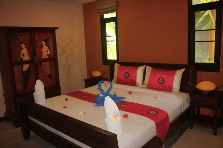 Room 4 of 54