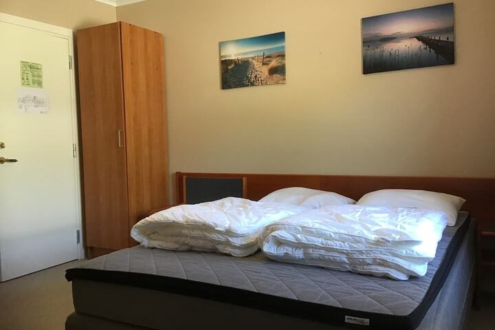 Room 13 of 39
