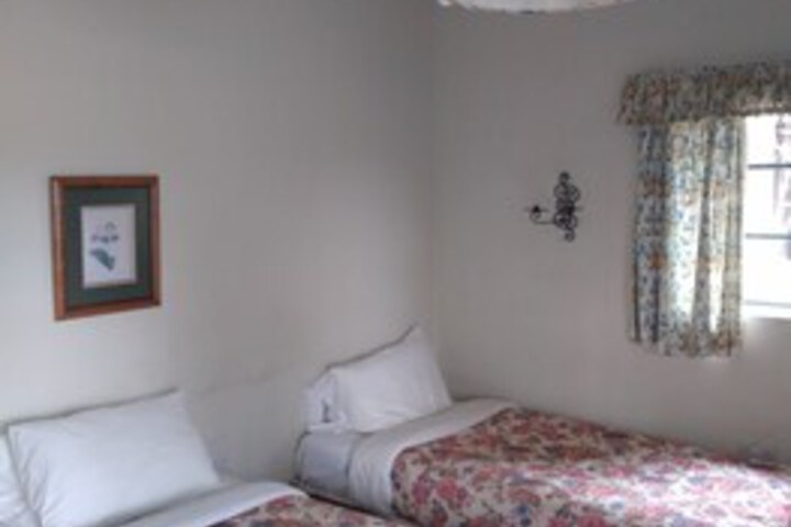 Room 34 of 52