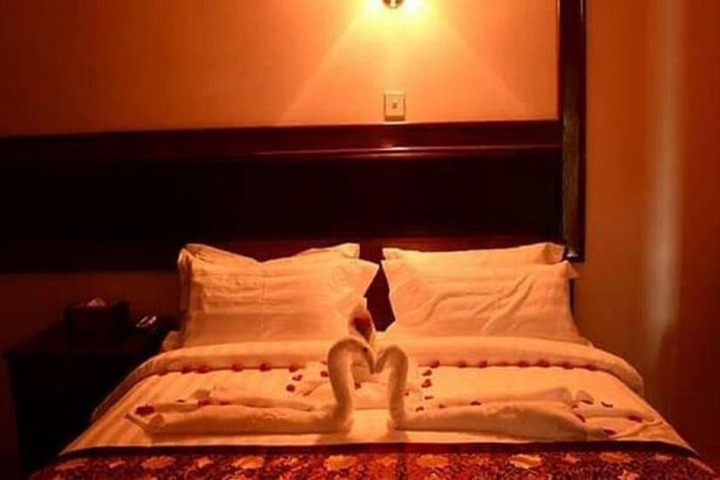 Room 6 of 29