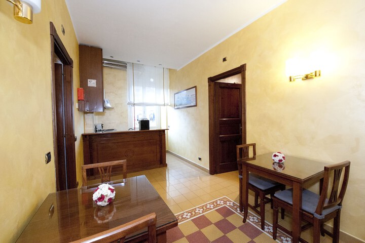 Dining Photos