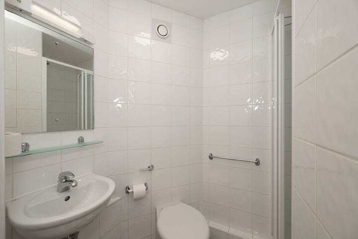 Room 20 of 26