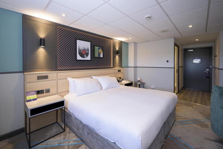 Room 64 of 124
