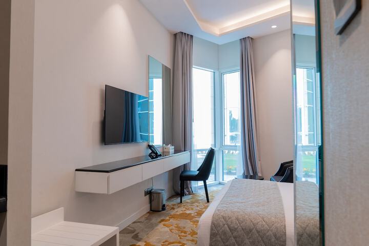 Room 7 of 36