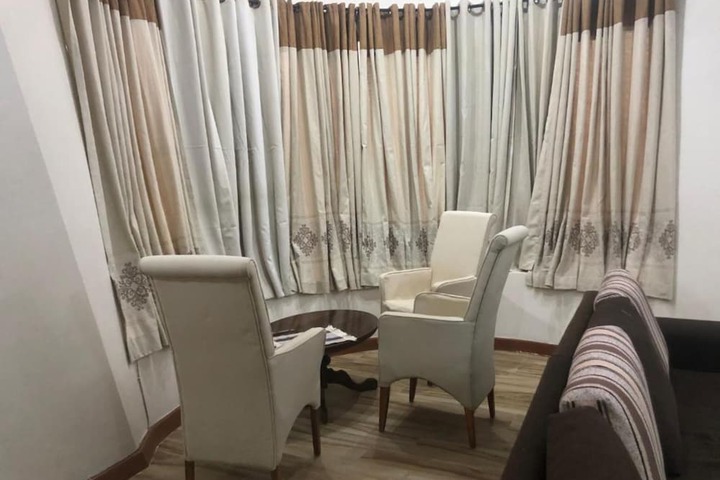 Room 18 of 33