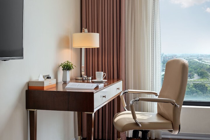 Room 9 of 55