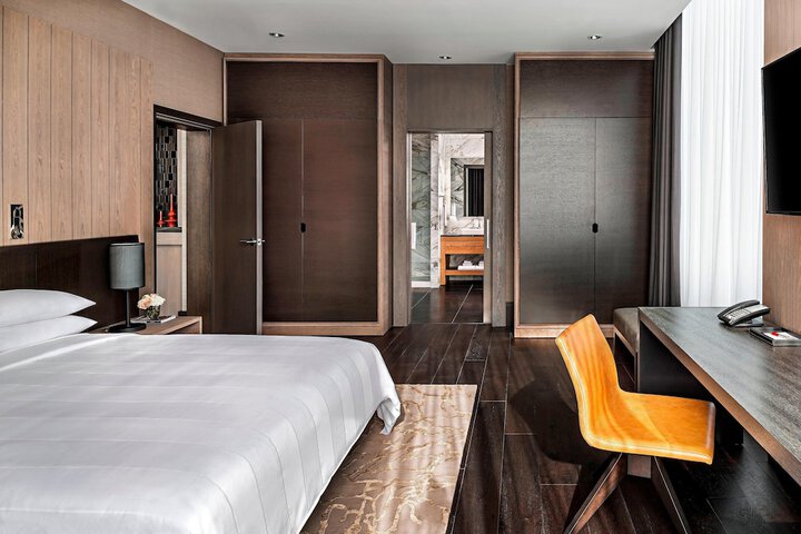 Room 12 of 47