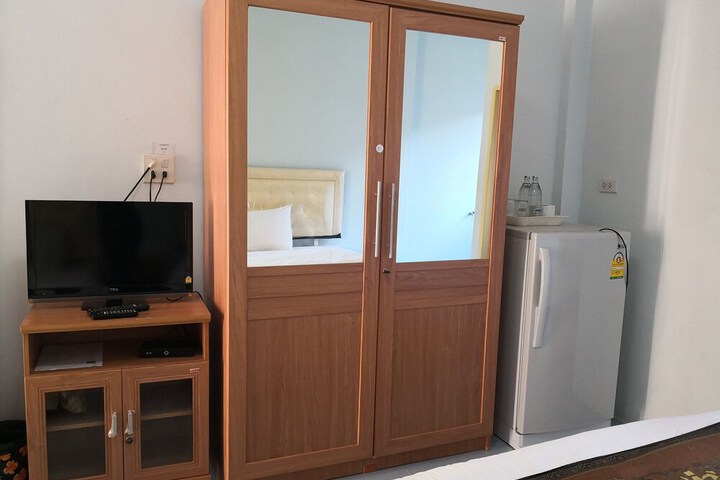 Room 19 of 27