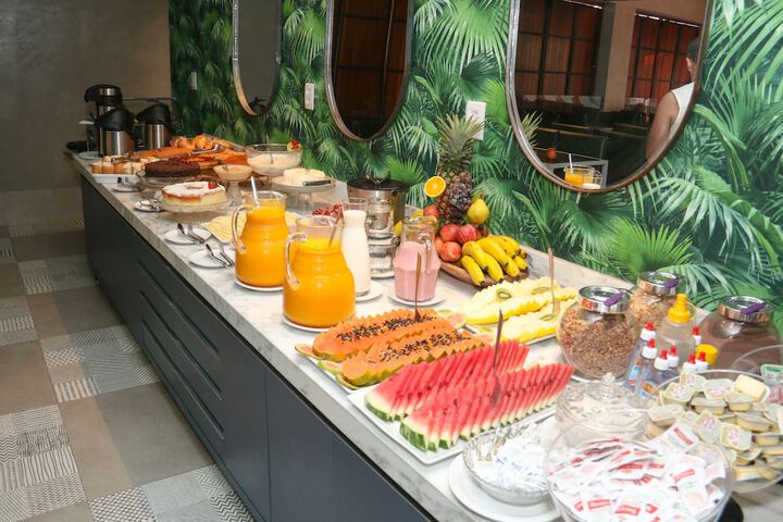 Breakfast/Coffee Service 43 of 60