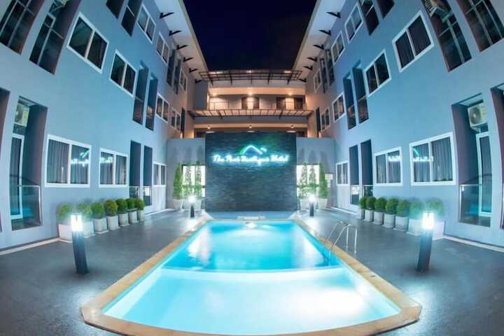 Photo of The Peak Boutique Hotel