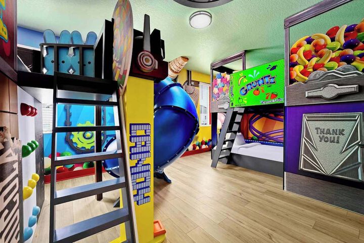 Children's theme room