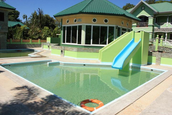 Hotel with Pool