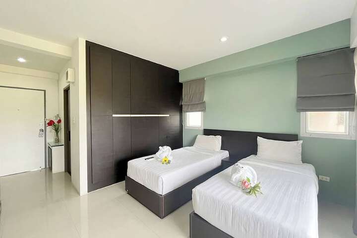 Room 57 of 94