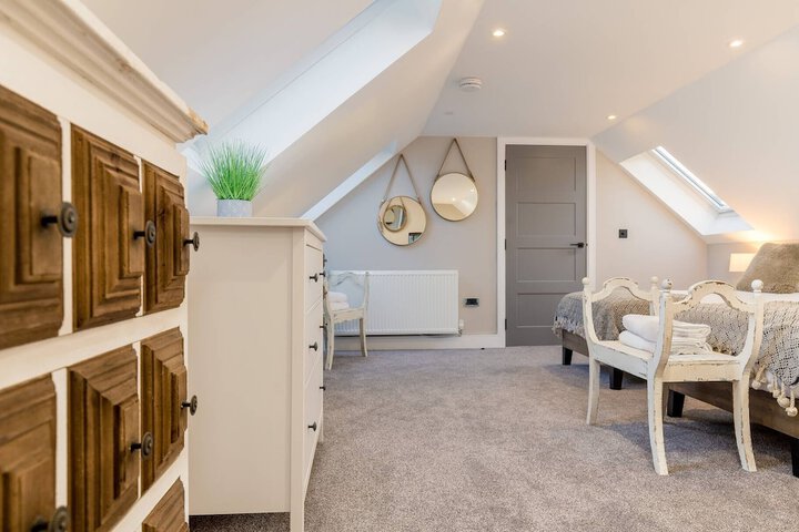 Room 41 of 250