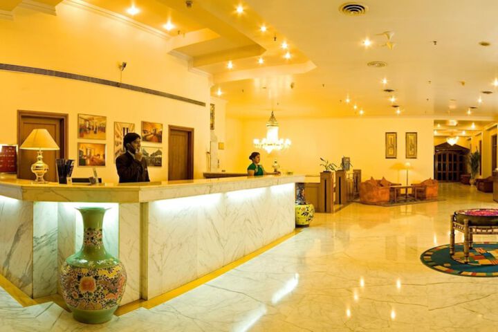 Hotel Interior 4 of 31