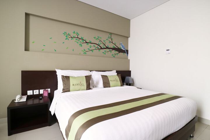 Room 19 of 31
