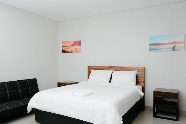 Room 2 of 19