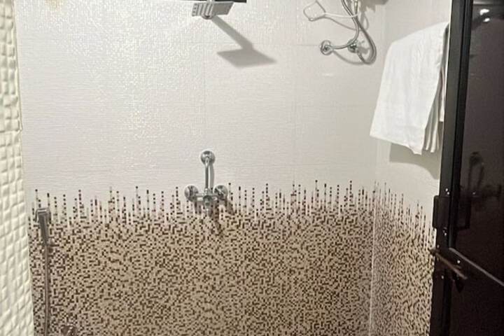 Room 20 of 25
