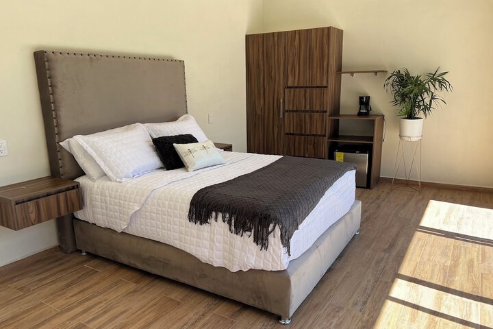 Room 3 of 50
