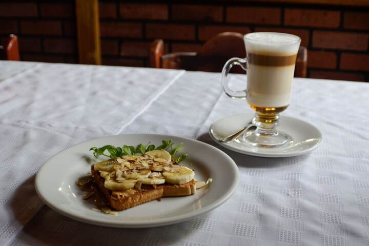 Breakfast/Coffee Service 20 of 57